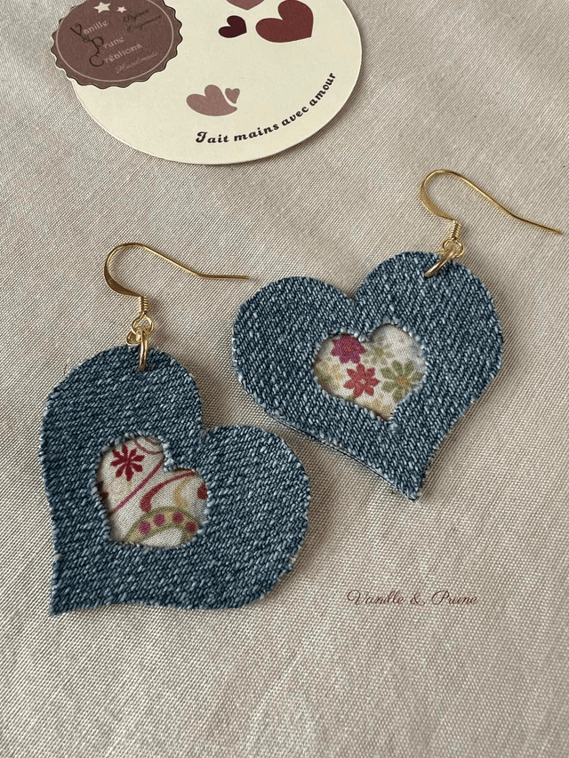 Boucles d'oreilles VALENTINE dorée, jolis coeurs en jeans et Liberty, bijou upcycling