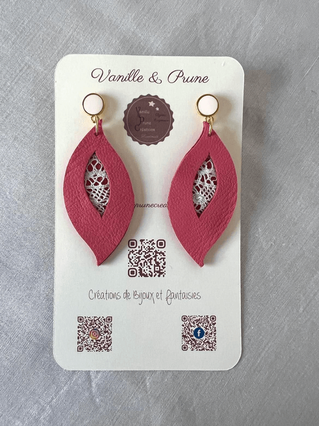 Boucles d'oreilles PLUME dorées, longues feuilles évidées en cuir recyclé et dentelle, bijou upcycling