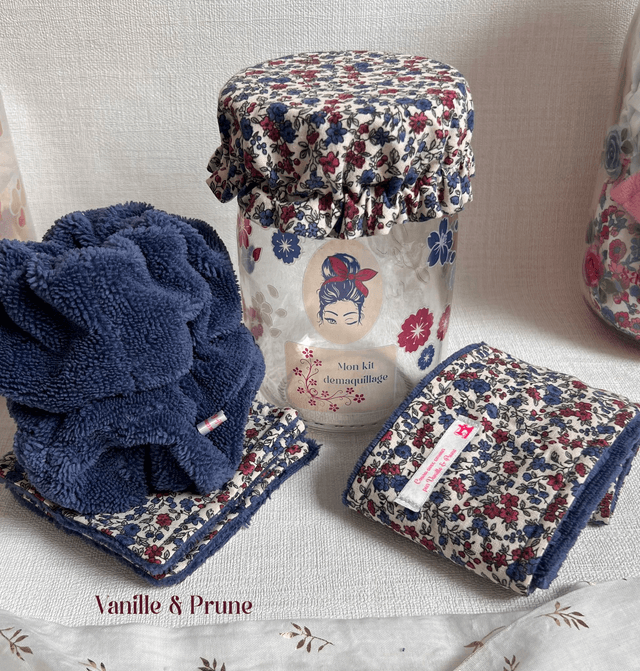 Kit Beauté zéro déchet fleuri bleu et prune et son bocal déco assorti  