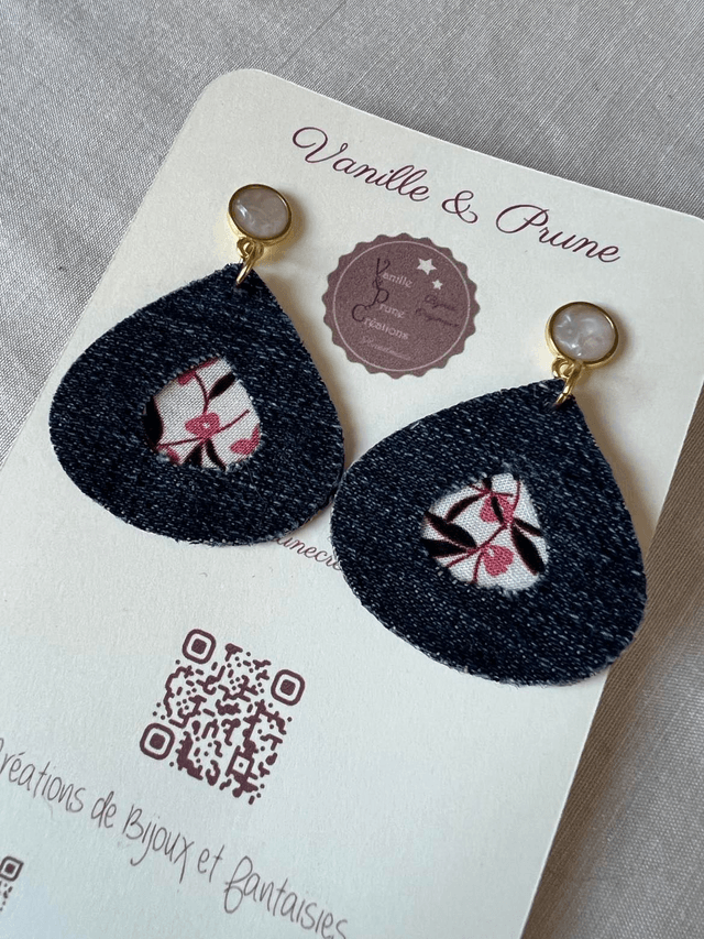 Boucles d'oreilles JOYCE dorée, jolies gouttes en jeans, tissu recyclé fleuri, bijou upcycling