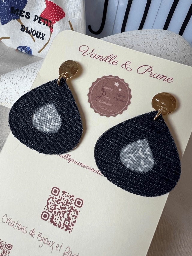 Boucles d'oreilles JOYCE dorée, jolies gouttes en jeans, tissu recyclé vert de gris imprimé, bijou upcycling
