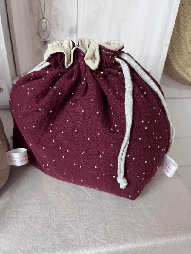 Pack pochon de voyage coton double gaze Prune plumetis dorés panier et chouchou