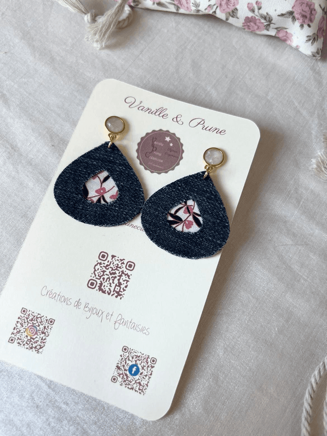 Boucles d&#039;oreilles JOYCE dorée, jolies gouttes en jeans, tissu recyclé fleuri, bijou upcycling