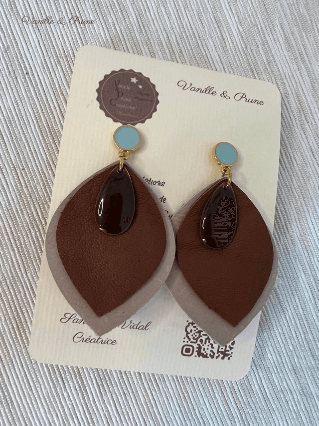 Boucles d&#039;oreilles ANNA, formes feuilles, bijou upcycling en cuir véritable chocolat