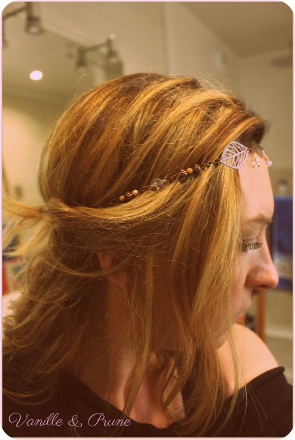 Bijou de tête Headband bronze, intercalaires et perles oeil de chat blanches